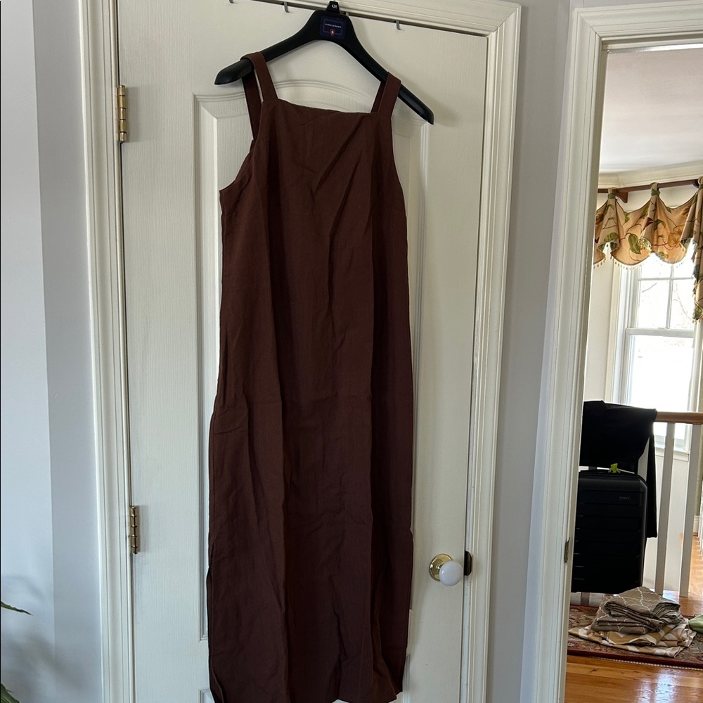 Elegant Brown Sleeveless Dress